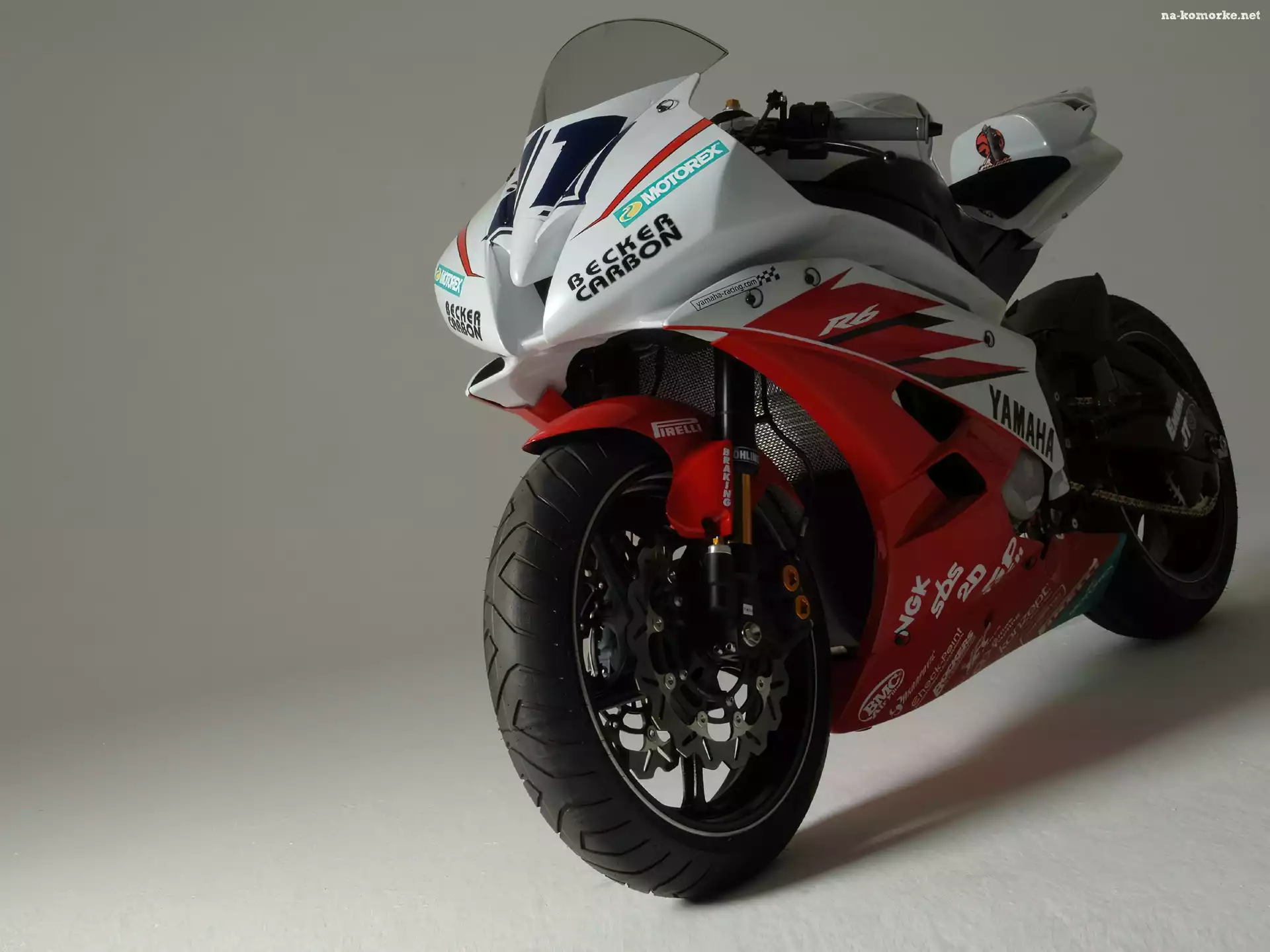 Yamaha YZF R6, Zawieszenie, Hamulce