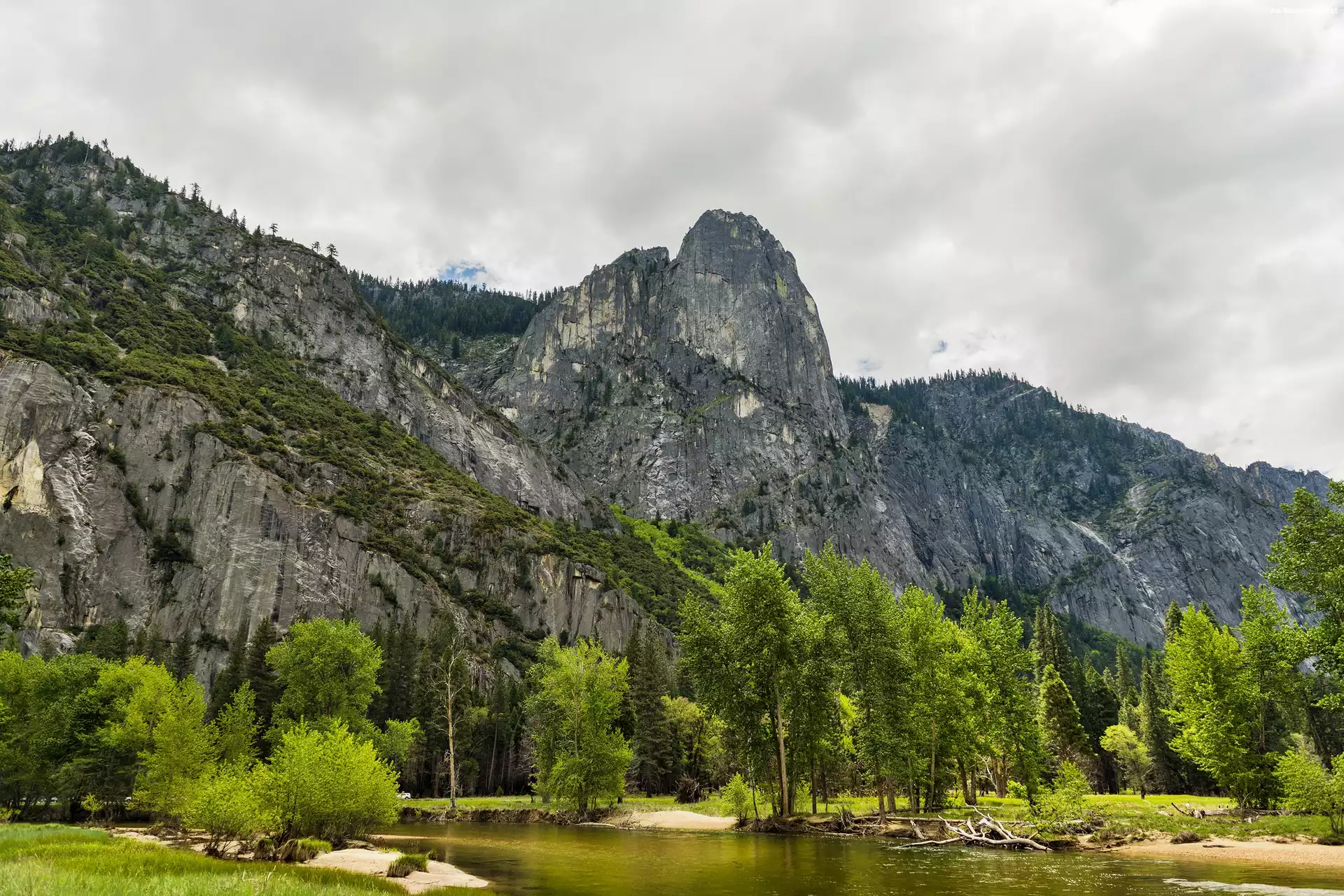 Yosemite National Park, Góry, Rzeka