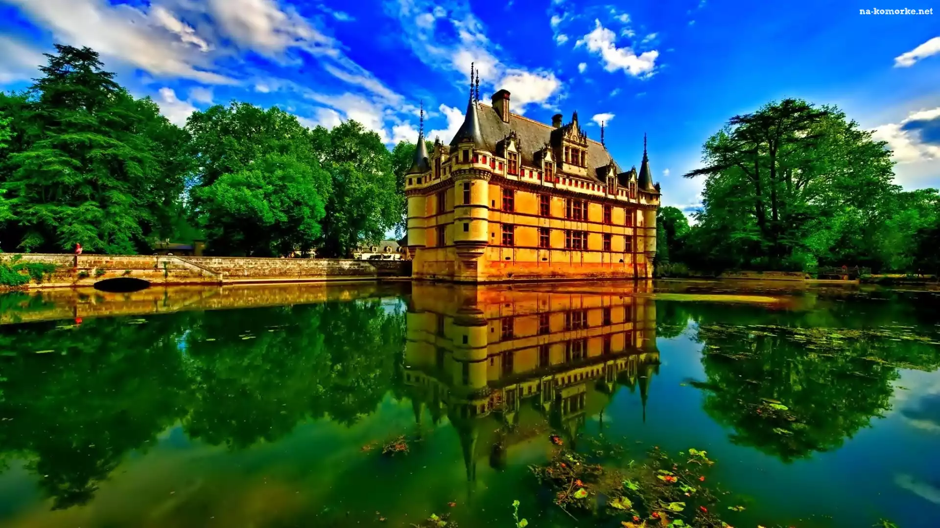 Zamek w Azay le Rideau, Rzeka Indre, Azay, Francja