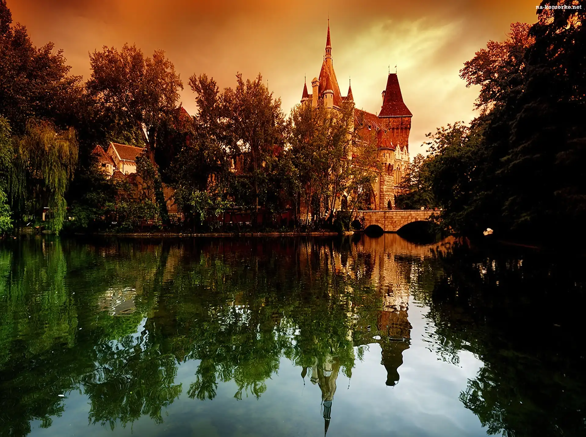 Staw, Zamek, Zieleń