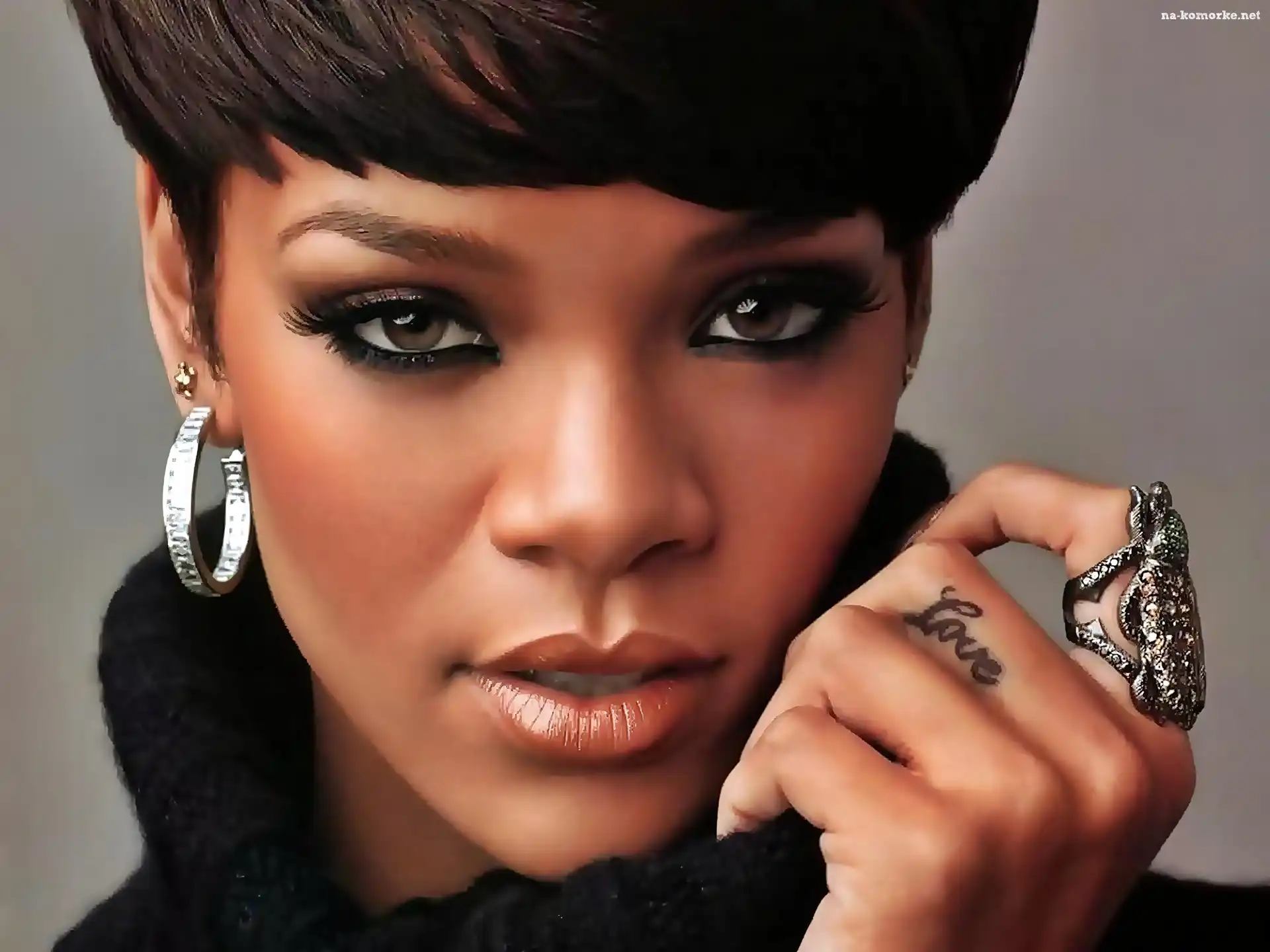 Zbliżenie, Robyn, Rihanna, Fanty, Wokalistka